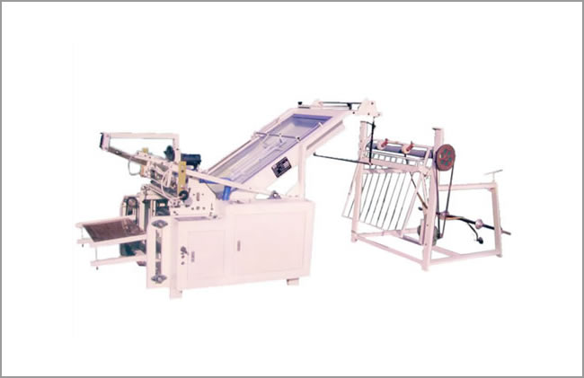 ZB-K780型步進(jìn)式自動(dòng)切袋機(jī)(熱切機(jī)）